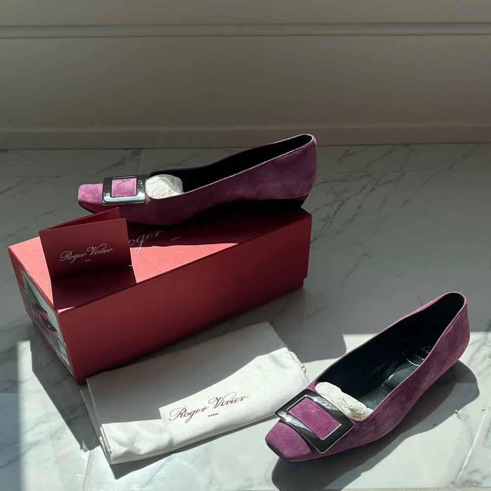 Roger Vivier rare pink suede Flats with Silver Buckle - Picture 6 of 16
